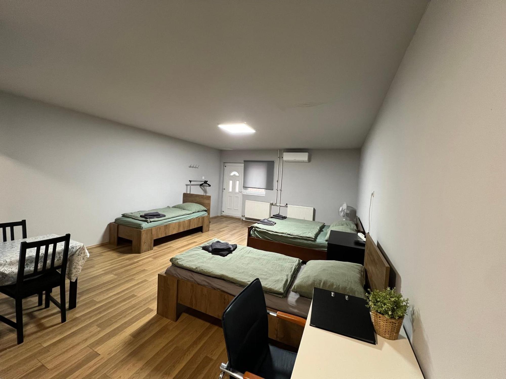 Malata Homes Boedapest Buitenkant foto